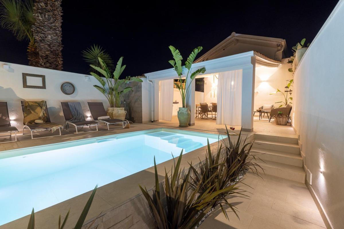 Villa Delle Palme Con Piscina Privata Санта-Мария-дель-Фокалло Экстерьер фото