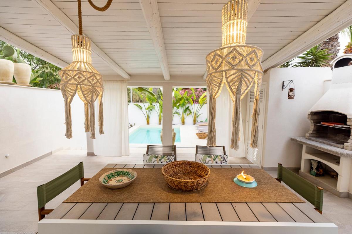 Villa Delle Palme Con Piscina Privata Санта-Мария-дель-Фокалло Экстерьер фото