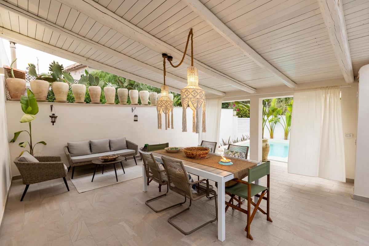 Villa Delle Palme Con Piscina Privata Санта-Мария-дель-Фокалло Экстерьер фото